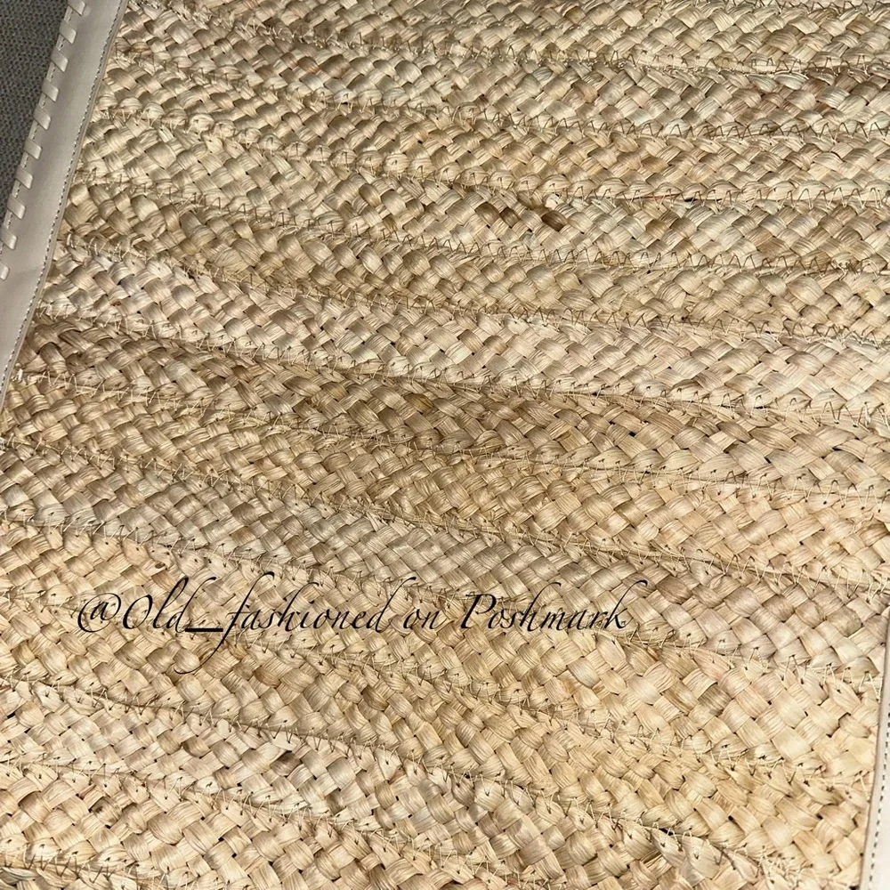 Price Firm - CULT GAIA Remi Woven Raffia Tote Bag in Natural